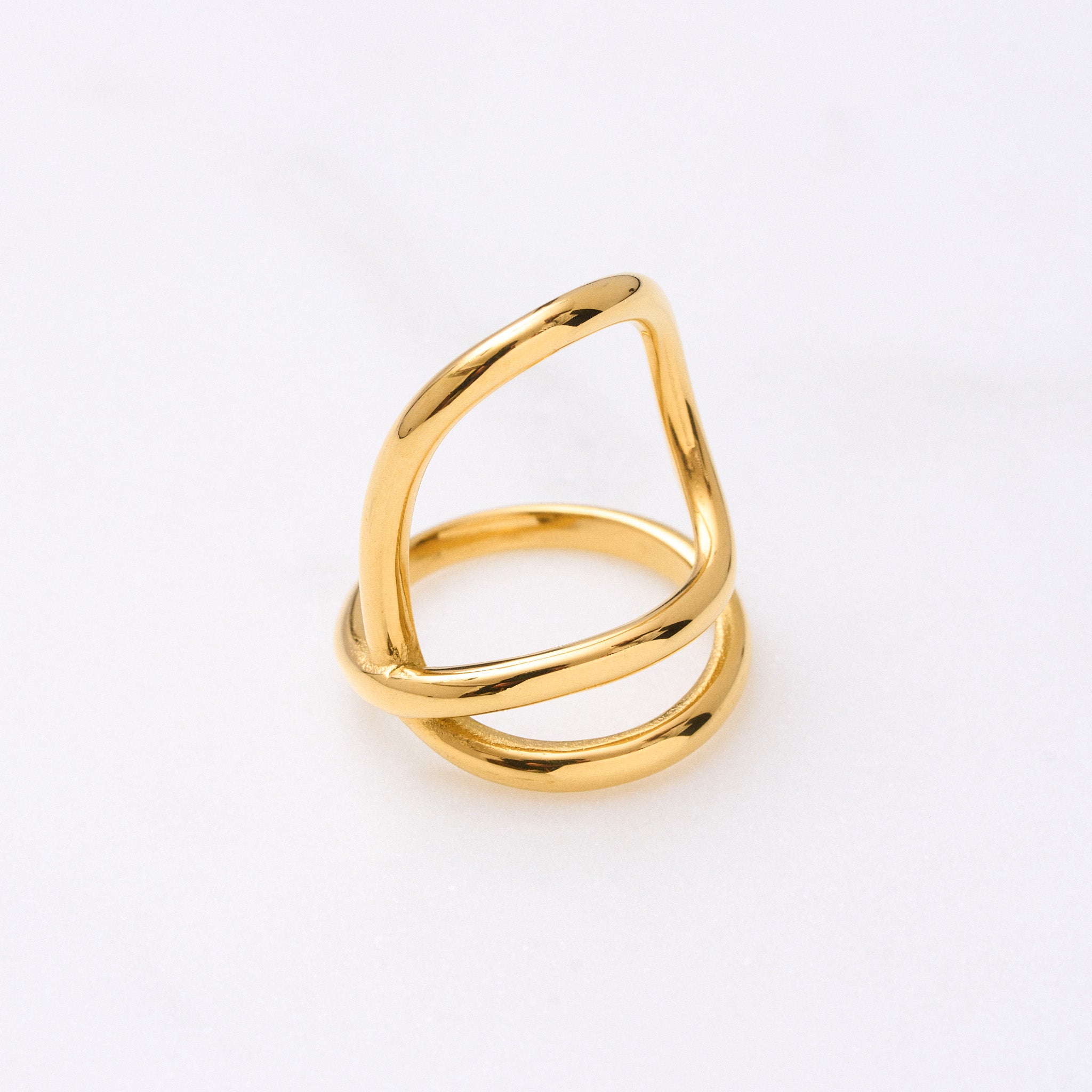 Auffälliger Ring: Zieht alle Blicke auf sich, aber dennoch bequem. Inspiriert von New York und ausgefallenen Outfits. Lass deiner Kreativität freien Lauf! Für Frauen, 18k vergoldet und wasserfest.
